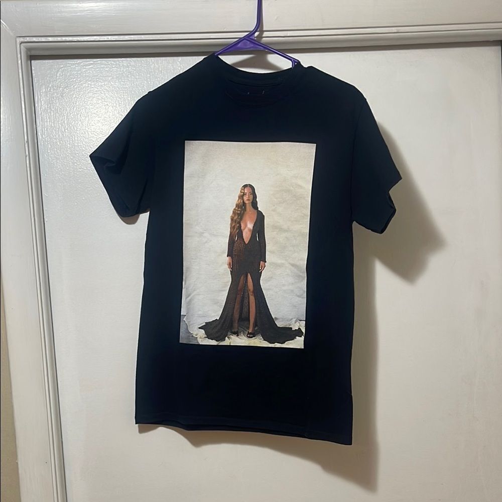 Sabrina Claudio truth is tour T-shirt size small